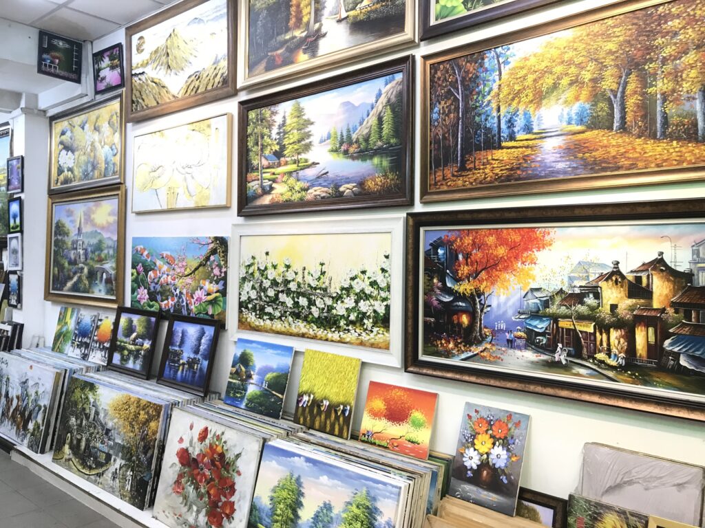 xưởng tranh treo tường phòng khách